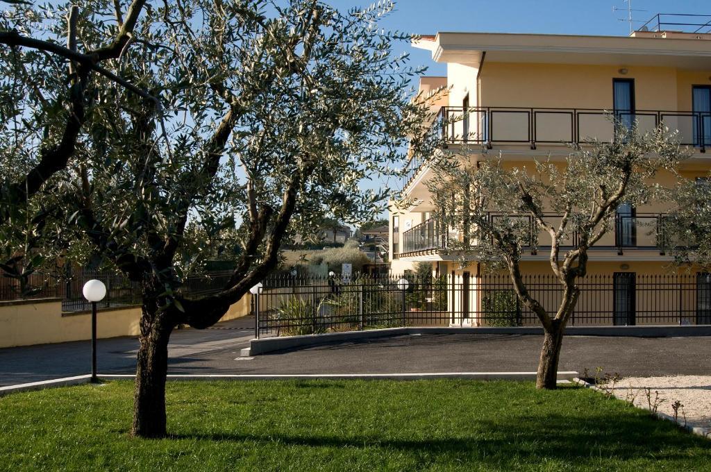 فندق مارينوفي  فندق إكسل روما سيامبينو المظهر الخارجي الصورة